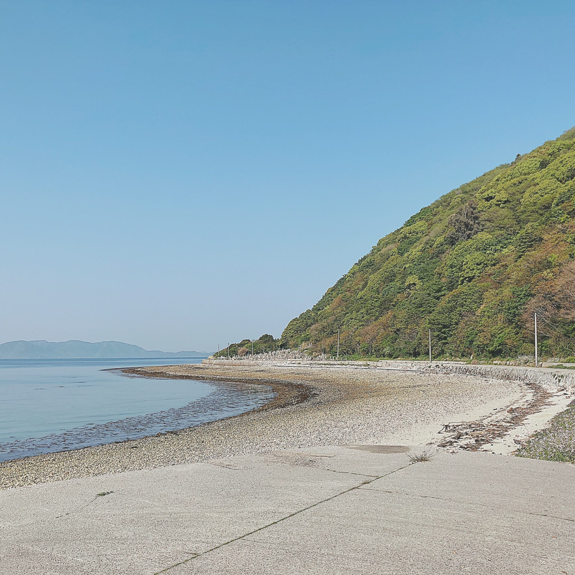 島のお墓の写真